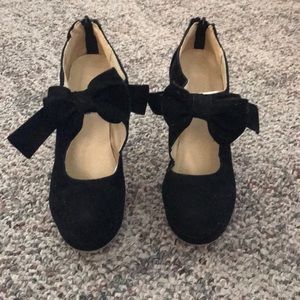 Velvet Heels with bow